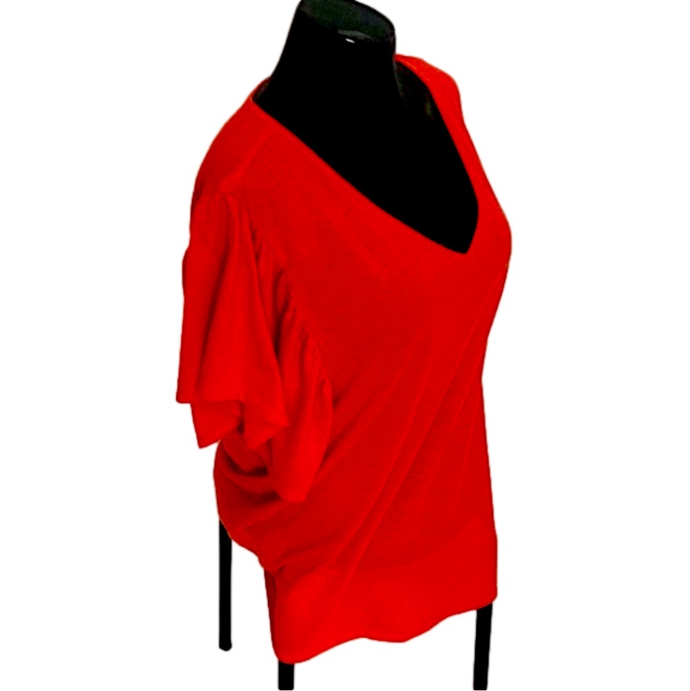 GEORGE- flowing short arms Red Top